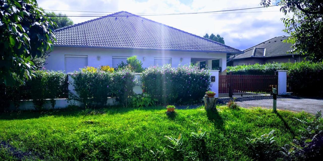 Arvalanyhaj Home Apartman Herceghalom Luaran gambar